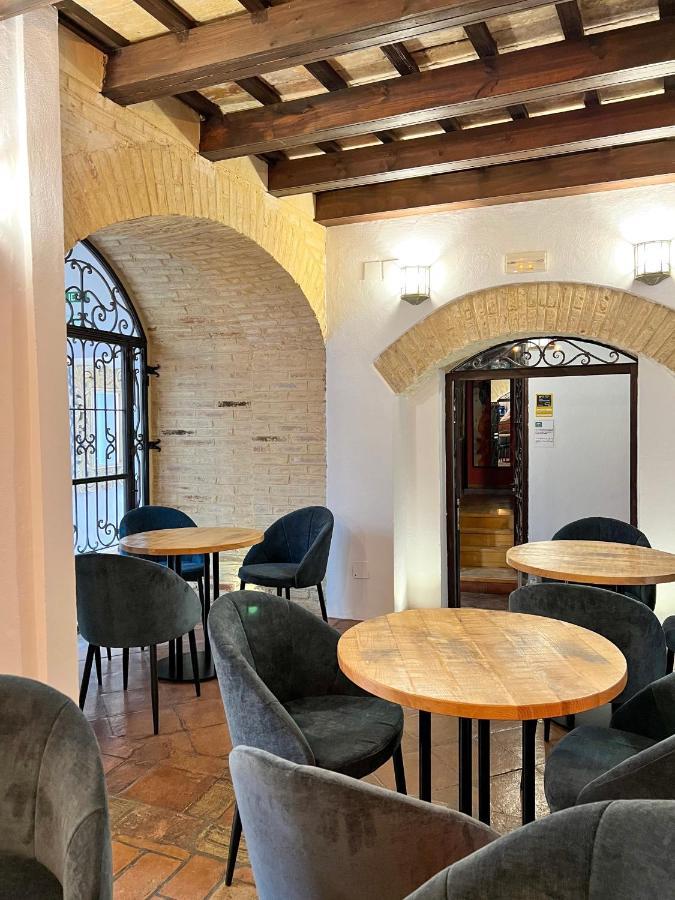 Hostal Servilia Carmona  Exterior photo