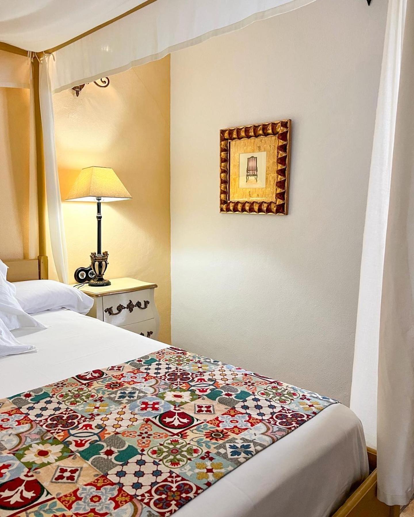 Hostal Servilia Carmona  Exterior photo